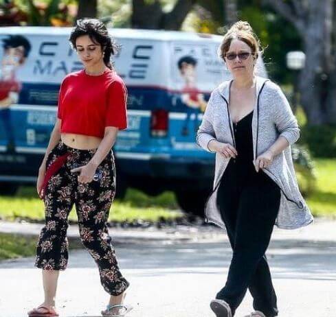 Sinuhe Estrabao with her daughter Camila Cabello.